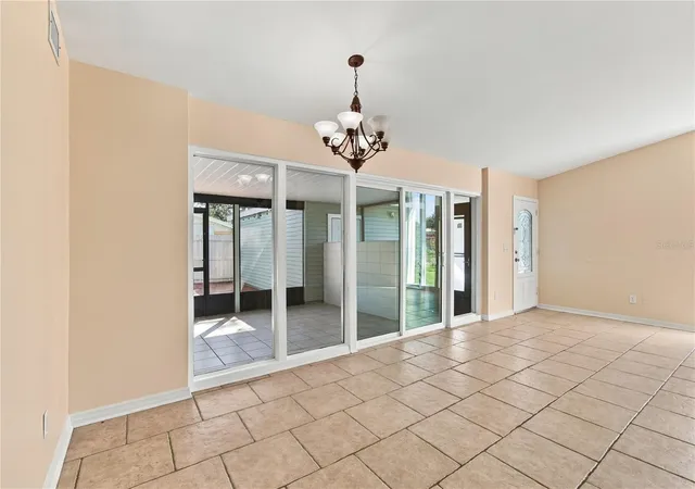 Photo 4 of Single family home for sale at 10312 Lake Carroll Way, Tampa, FL 33618 | MLS# TB8550690 | Listing updated on 2026-10-23