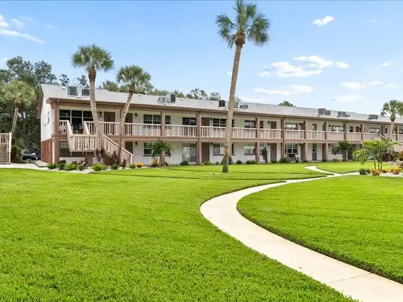Listing Photo 46 - Condo for sale in 650 Pinellas Pt Dr S located at 650 Pinellas Pt Dr S, St. Petersburg, FL 33705 - Unit #240