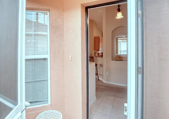 Photo 4 of Single family home for sale at 601 Grand Cnl Dr, Kissimmee, FL 34759 | MLS# S5158004 | Listing updated on 2026-09-23