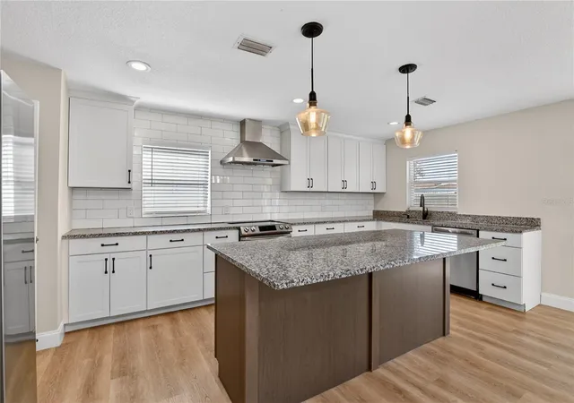 Photo 3 of Single family home for sale at 1330 Meadowbrook St, Kissimmee, FL 34744 | MLS# S5158005 | Listing updated on 2026-10-07