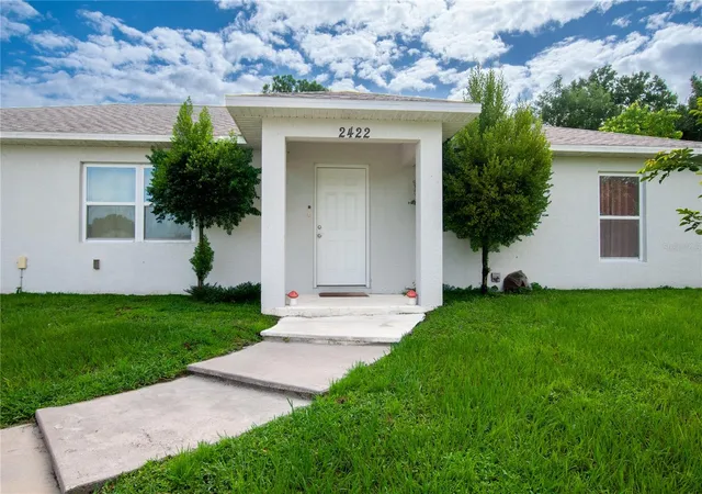 Photo 1 of Single family home for sale at 2422 SW Alice Ave, Arcadia, FL 34266 | MLS# A4706852 | Listing updated on 2026-09-21
