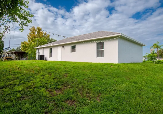 Photo 2 of Single family home for sale at 2422 SW Alice Ave, Arcadia, FL 34266 | MLS# A4706852 | Listing updated on 2026-09-21