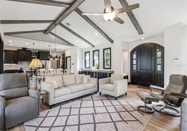 Photo 4 of Single family home for sale at 372 W Lakeview Ave, Lake Mary, FL 32746 | MLS# O6443557 | Listing updated on 2026-10-07