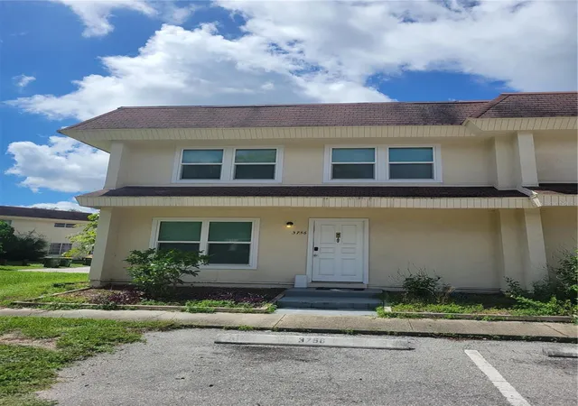 Photo 3 of Townhouse for sale at 3756 Amherst Way #1, Sarasota, FL 34232 | MLS# A4706854 | Listing updated on 2026-10-08
