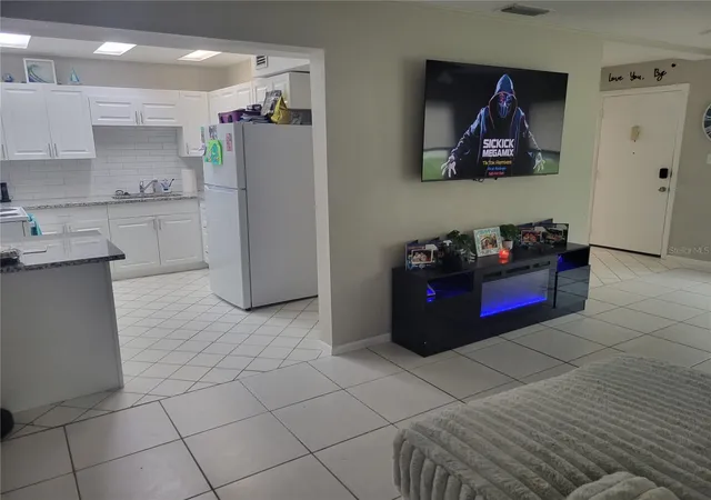 Photo 3 of Townhouse for sale at 3756 Amherst Way #1, Sarasota, FL 34232 | MLS# A4706854 | Listing updated on 2026-10-08