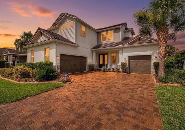 Photo 3 of Single family home for sale at 4303 Barbour Trl, Odessa, FL 33556 | MLS# W7889686 | Listing updated on 2026-10-03