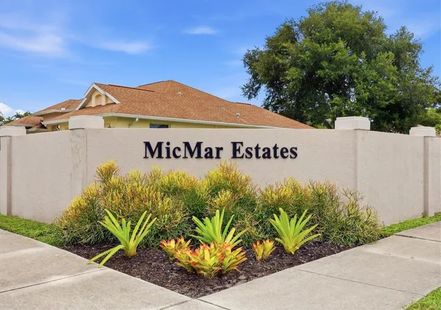 Photo 3 of Single family home for sale at 1000 Tennessee Ave, Englewood, FL 34223 | MLS# D6148861 | Listing updated on 2026-10-06