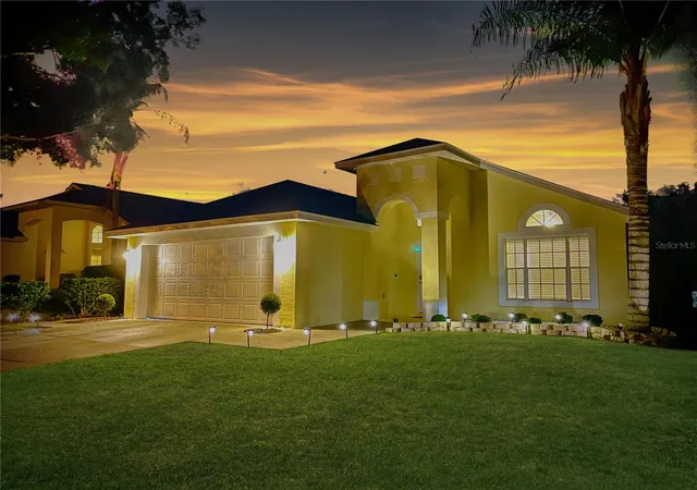 Photo 3 of Single family home for sale at 1046 Durango Loop St, Davenport, FL 33897 | MLS# O6443563 | Listing updated on 2026-10-03