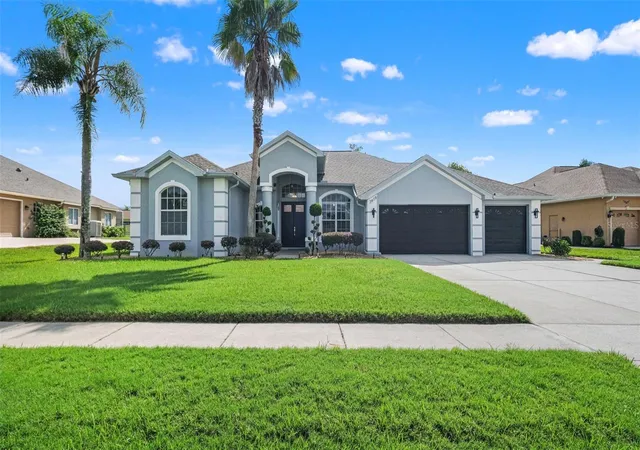 Photo 2 of Single family home for sale at 3418 Rosebay Ct, Spring Hill, FL 34609 | MLS# W7889687 | Listing updated on 2026-10-13