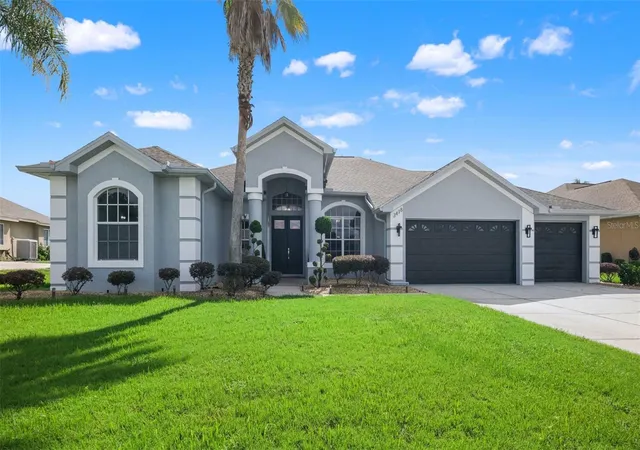 Photo 3 of Single family home for sale at 3418 Rosebay Ct, Spring Hill, FL 34609 | MLS# W7889687 | Listing updated on 2026-10-13