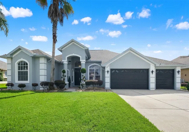 Photo 4 of Single family home for sale at 3418 Rosebay Ct, Spring Hill, FL 34609 | MLS# W7889687 | Listing updated on 2026-10-13