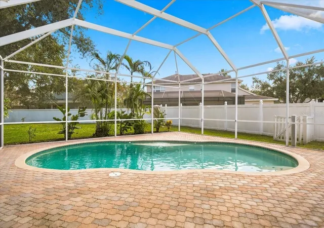 Photo 3 of Single family home for sale at 15019 Lake Emerald Blvd, Tampa, FL 33618 | MLS# TB8550716 | Listing updated on 2026-10-06