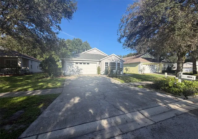 Photo 1 of Single family home for sale at 16005 Stags Leap Dr, Lutz, FL 33559 | MLS# O6443565 | Listing updated on 2026-09-25