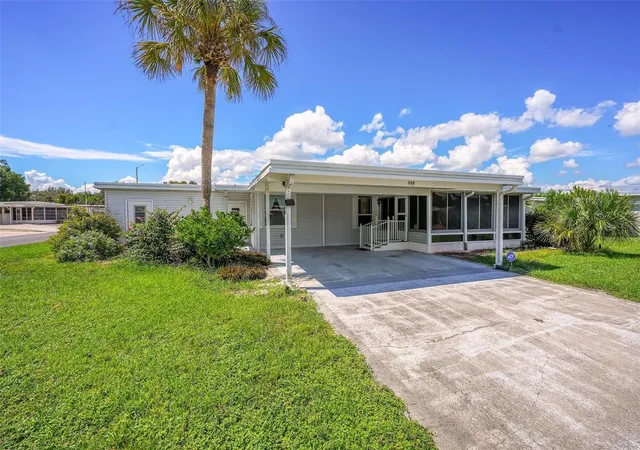 Photo 2 of Manufactured home for sale at 709 Bengal Ave, Tavares, FL 32778 | MLS# G5118078 | Listing updated on 2026-09-27