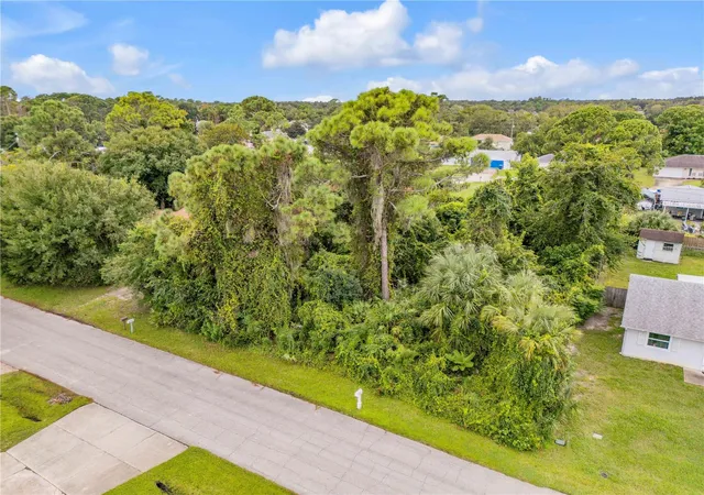 Photo 3 of Sale Pending at Umbrella Tree Dr, Edgewater, FL 32132 | MLS# NS1089309 | Listing updated on 2026-10-02