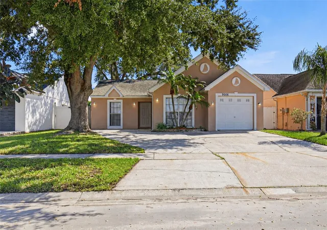 Single family home for sale at 9006 Dixiana Villa Cir, TAMPA, FL 33635 | MLS# O6443567