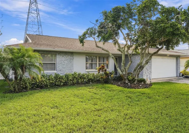 Photo 4 of Single family home for sale at 3369 Hunt Clb Dr, Clearwater, FL 33761 | MLS# TB8550727 | Listing updated on 2026-09-23