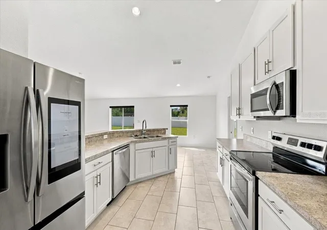Photo 3 of Single family home for sale at 912 Lochland Loop, Bartow, FL 33830 | MLS# L4965224 | Listing updated on 2026-10-05