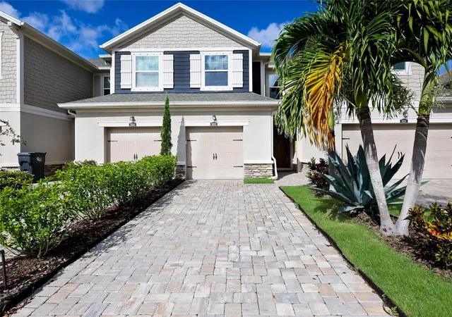 Photo 1 of Townhouse for sale at 5032 Skyview Ln, Bradenton, FL 34211 | MLS# A4706862 | Listing updated on 2026-09-23