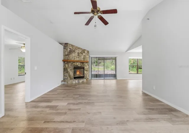 Photo 4 of Single family home for sale at 7410 W Newcastle Ct, Dunnellon, FL 34433 | MLS# OM732641 | Listing updated on 2026-09-21