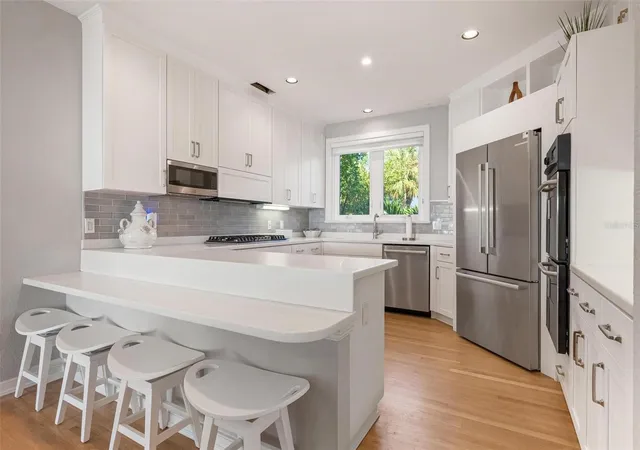 Photo 4 of Single family home for sale at 319 Pilot Point Ln, Boca Grande, FL 33921 | MLS# N6145862 | Listing updated on 2026-10-01