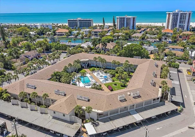 Photo 1 of Condo for sale at 500 S Washington Dr #19B, Sarasota, FL 34236 | MLS# A4706870 | Listing updated on 2026-09-30