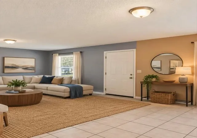 Photo 2 of Single family home for sale at 902 Talladega St, Leesburg, FL 34748 | MLS# G5118080 | Listing updated on 2026-10-02