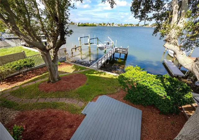 Photo 4 of Single family home for sale at 517 20th Avenue, Indian Rocks Beach, FL 33785 | MLS# TB8550741 | Listing updated on 2026-10-05