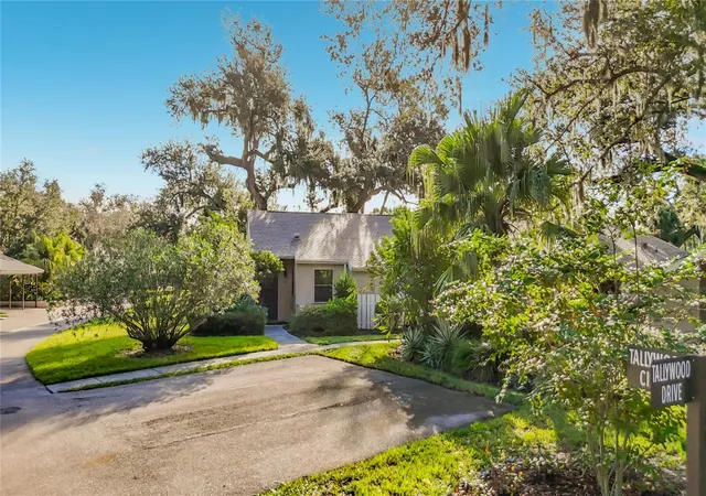 Photo 2 of House for sale at 1236 Tallywood Dr #7029, Sarasota, FL 34237 | MLS# C7531006 | Listing updated on 2026-09-23