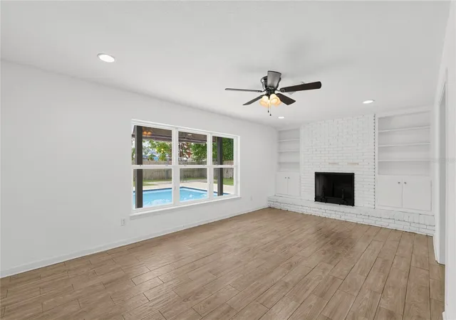 Photo 4 of Single family home for sale at 714 Avenue O SE, Winter Haven, FL 33880 | MLS# O6443591 | Listing updated on 2026-10-08
