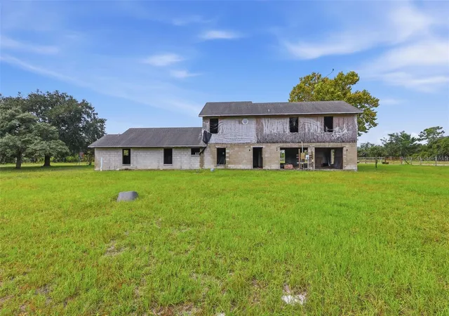 Photo 4 of Single family home for sale at 3345 Riverhead Dr, Deltona, FL 32738 | MLS# V4951402 | Listing updated on 2026-10-05