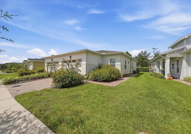 Photo 3 of House for sale at 2506 Datura Loop, Saint Cloud, FL 34772 | MLS# O6443593 | Listing updated on 2026-09-22