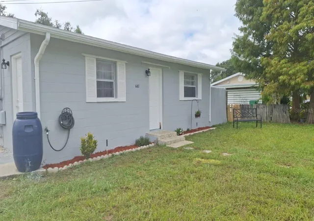 Photo 1 of Single family home for sale at 607 Lime Ave, Dundee, FL 33838 | MLS# S5158017 | Listing updated on 2026-09-23