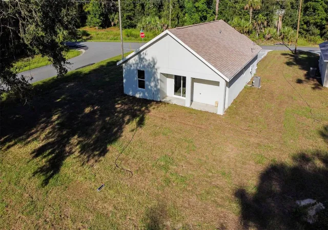 Photo 4 of Single family home for sale at 12412 SE 72 Avenue, Belleview, FL 34420 | MLS# OM732650 | Listing updated on 2026-09-24