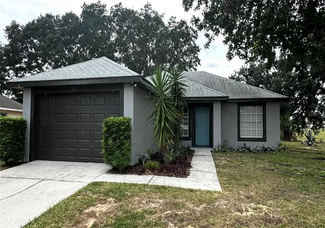 Photo 1 of Single family home for sale at 237 Walpole Loop, Davenport, FL 33897 | MLS# G5118082 | Listing updated on 2026-10-11