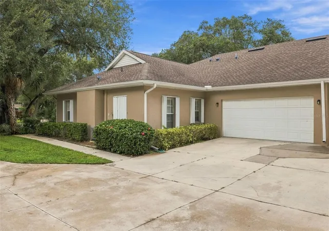 Photo 3 of House for sale at 1425 Winding Oak Dr, Port Charlotte, FL 33948 | MLS# C7531007 | Listing updated on 2026-10-20