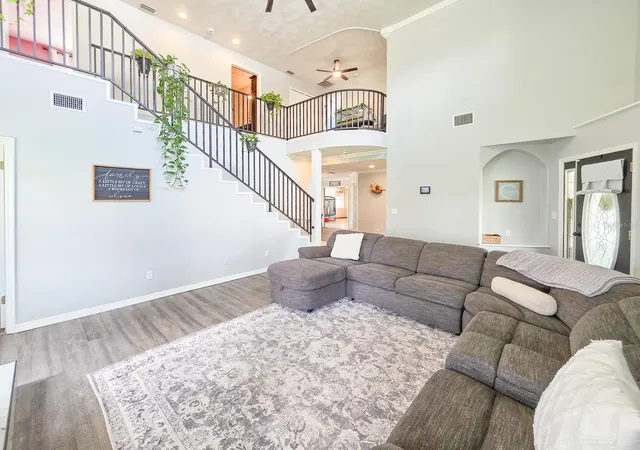 Photo 4 of Single family home for sale at 4 Burning Ember Ln, Palm Coast, FL 32137 | MLS# FC321601 | Listing updated on 2026-09-26