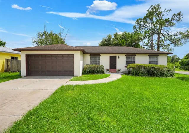 Photo 1 of Single family home for sale at 306 Loch Low Dr, Sanford, FL 32773 | MLS# G5118083 | Listing updated on 2026-10-03