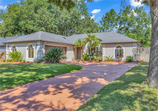 Photo 3 of Sale Pending at 2430 Kalch Ct, Ocoee, FL 34761 | MLS# O6443607 | Listing updated on 2026-10-01