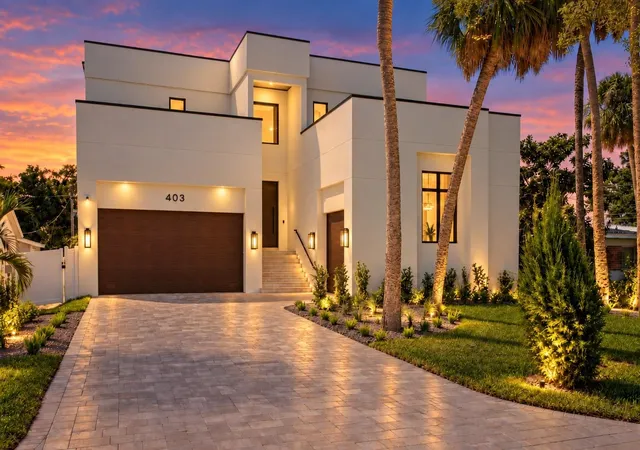 Single family home for sale at 403 S Barbara Ln, Tampa, FL 33609 | MLS# TB8550771 | Listing updated on 2026-10-03