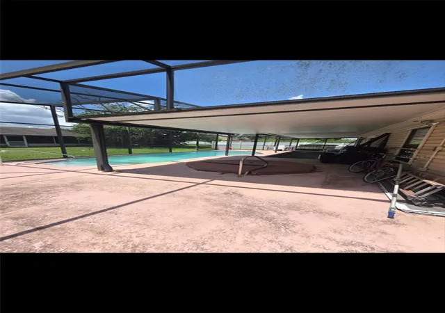 Photo 2 of Single family home for sale at 150 Barrington Dr, Kissimmee, FL 34758 | MLS# G5118084 | Listing updated on 2026-09-29