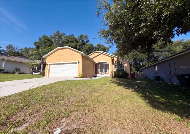 Single family home for sale at 826 Hilly Bnd Dr, APOPKA, FL 32712 | MLS# O6443609