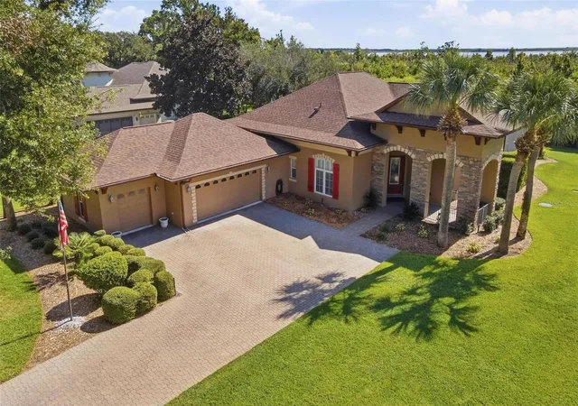 Photo 4 of Single family home for sale at 39118 Griffin Landing, Lady Lake, FL 32159 | MLS# G5118085 | Listing updated on 2026-09-28