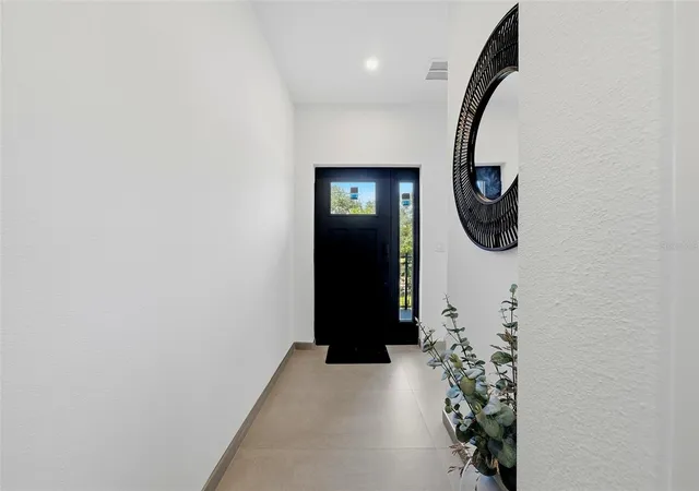 Photo 3 of Townhouse for sale at 2104 4th Street S #3, Saint Petersburg, FL 33705 | MLS# TB8550773 | Listing updated on 2026-10-04