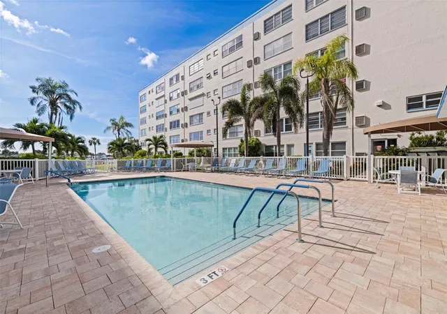Photo 3 of Condo for sale at 2960 59th Street #215, Gulfport, FL 33707 | MLS# TB8550775 | Listing updated on 2026-10-03