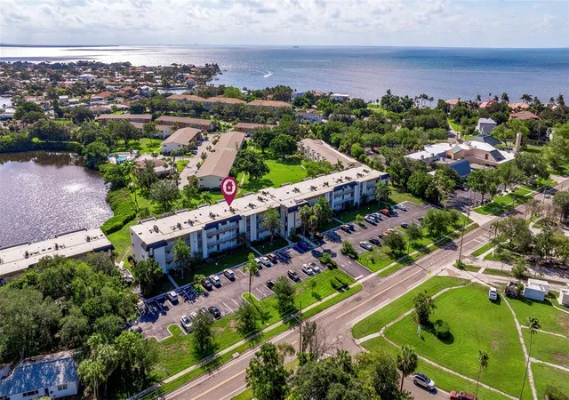 Photo 3 of Condo for sale at 4595 Chancellor St Ne #105, Saint Petersburg, FL 33703 | MLS# TB8550777 | Listing updated on 2026-10-20
