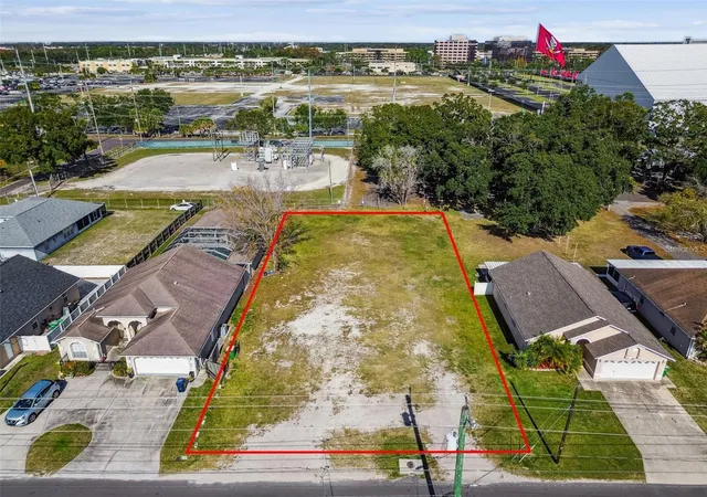 Land for sale at 3337 W Woodlawn Ave, TAMPA, FL 33607 | MLS# TB8550778