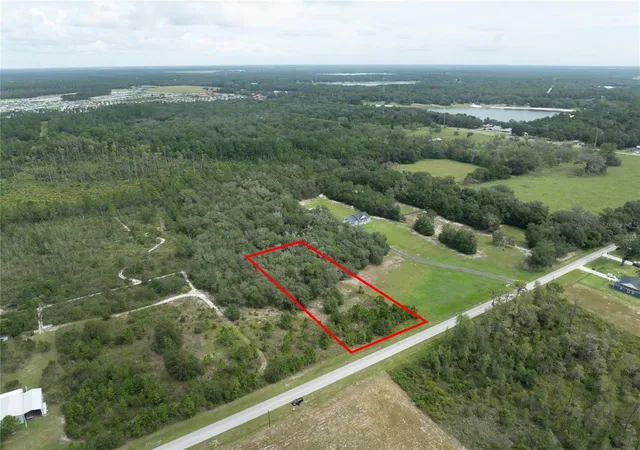 Photo 3 of Sale Pending at Se Cr 21b, Keystone Heights, FL 32656 | MLS# GC543674 | Listing updated on 2026-09-24