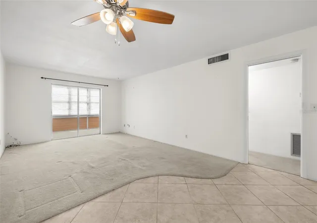 Photo 4 of Condo for sale at 400 Glennes Ln #206, Dunedin, FL 34698 | MLS# W7889695 | Listing updated on 2026-09-22