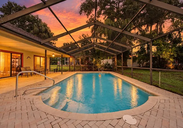 Photo 2 of Single family home for sale at 4926 Parson Brown Ln, Palm Harbor, FL 34684 | MLS# TB8550780 | Listing updated on 2026-10-06